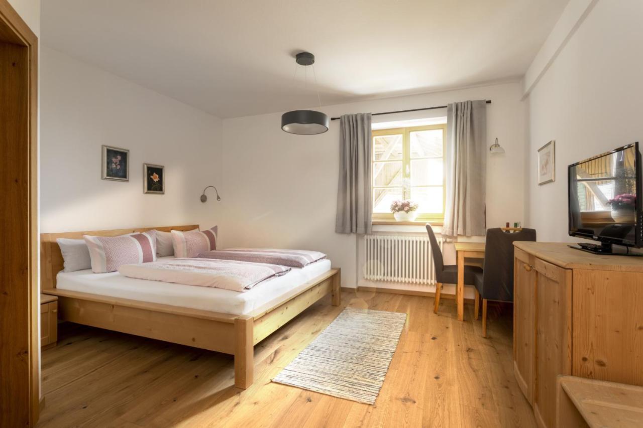 Pension Bernhardhof Otterfing Exteriér fotografie