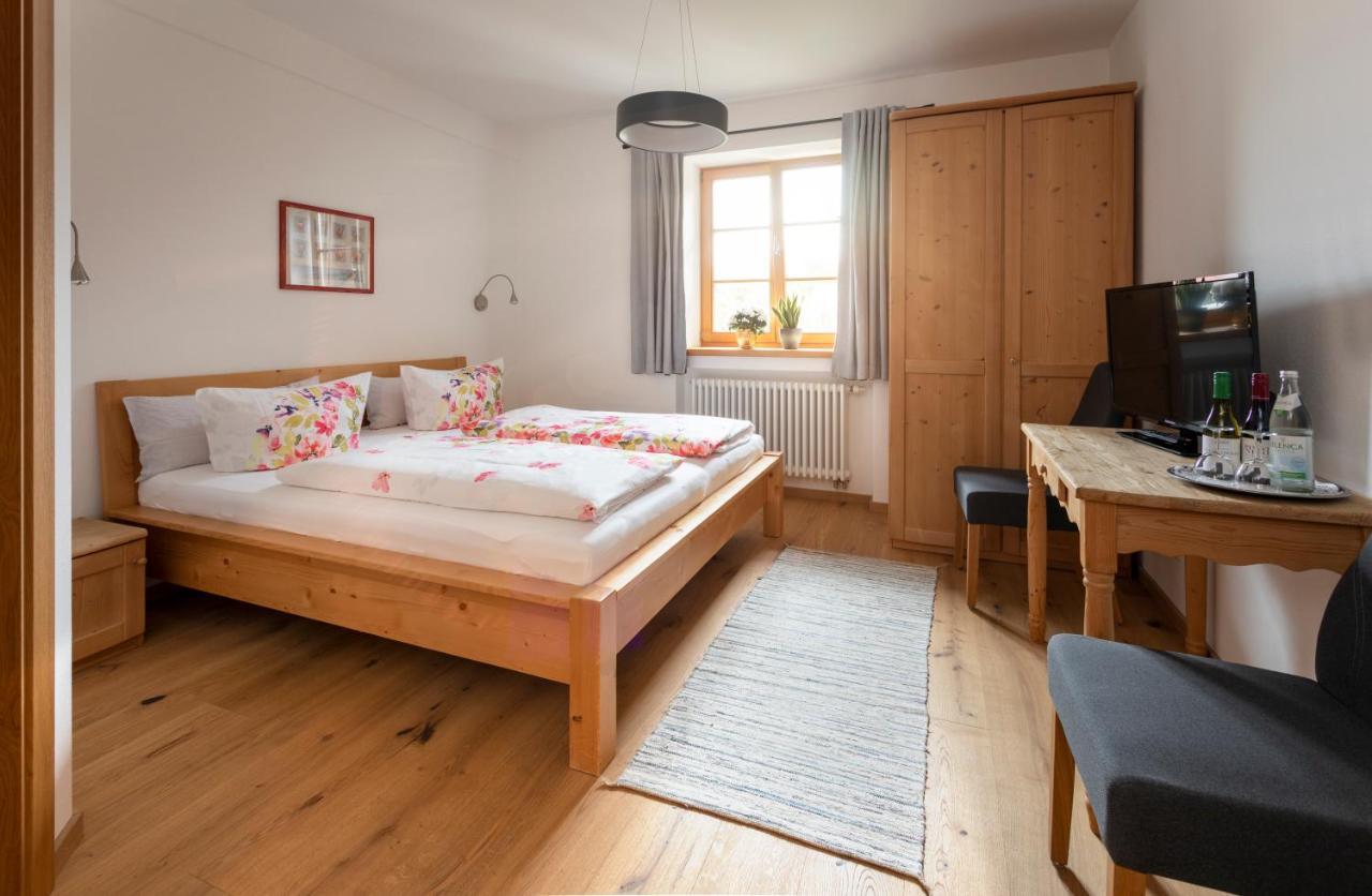 Pension Bernhardhof Otterfing Exteriér fotografie
