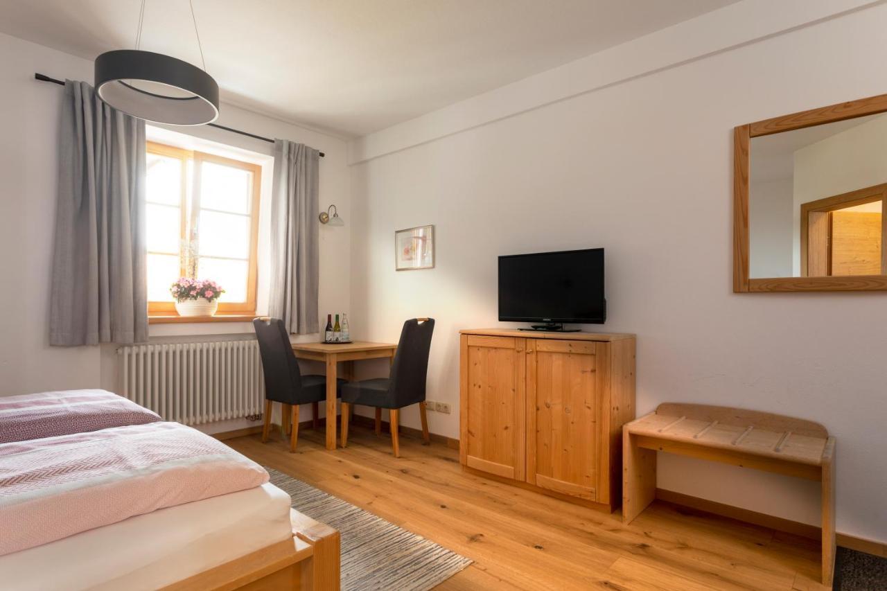Pension Bernhardhof Otterfing Exteriér fotografie