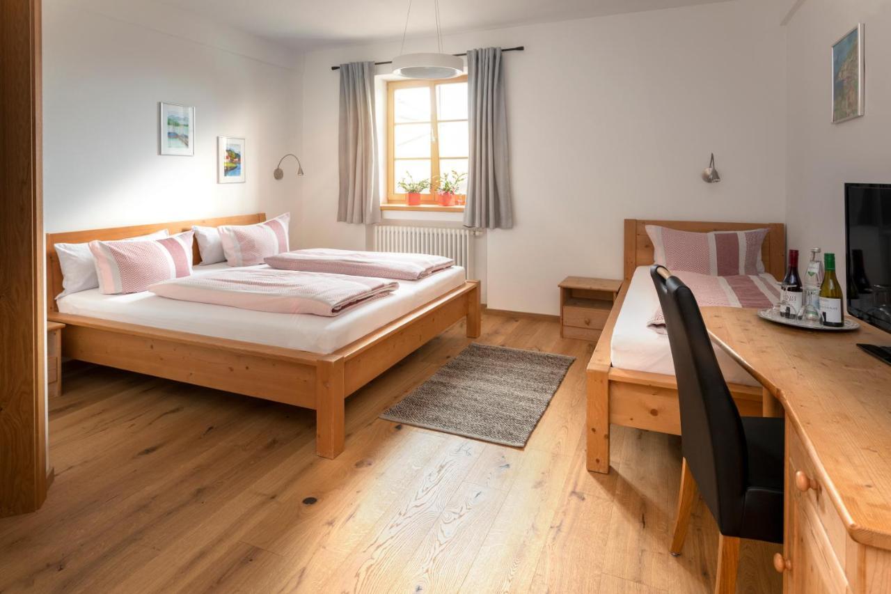 Pension Bernhardhof Otterfing Exteriér fotografie