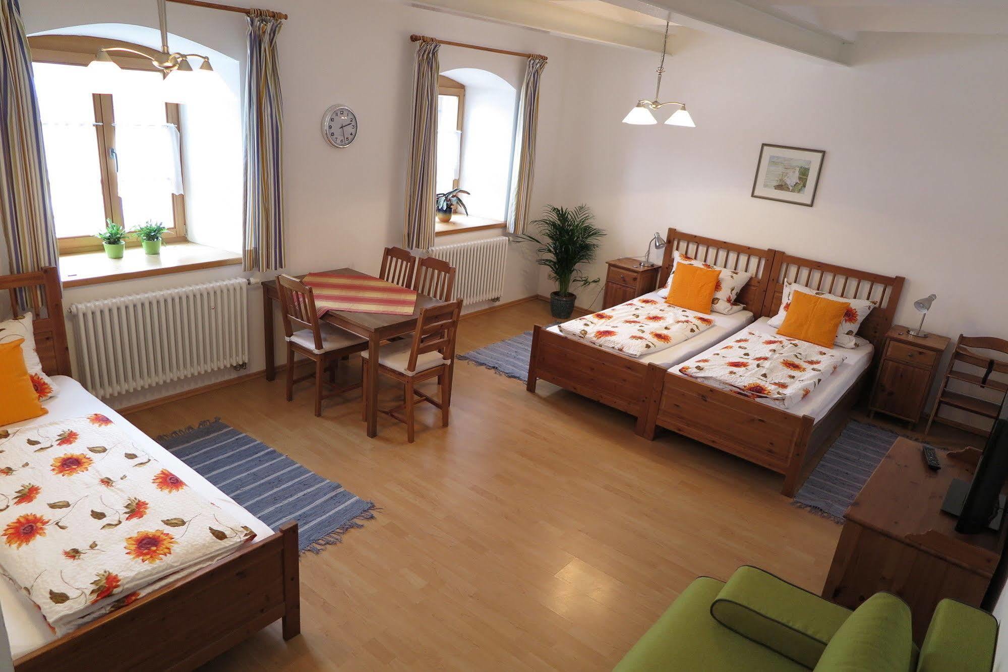 Pension Bernhardhof Otterfing Exteriér fotografie